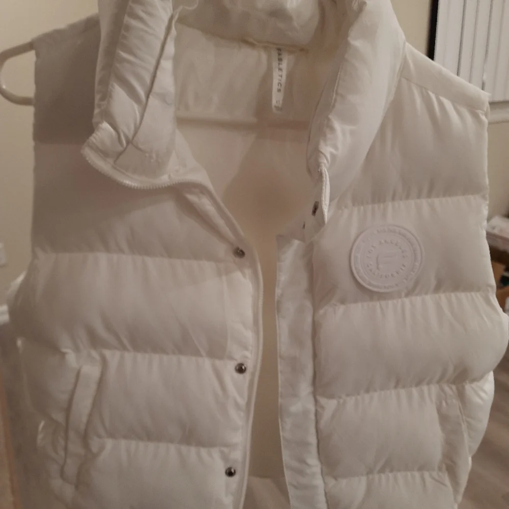 Bristowe Puffer Vest - Picture 1 of 1